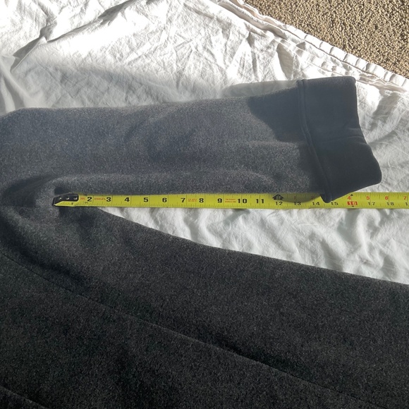 Hooded Long Wool Winter Coat with Velvet Lined Hood and Cuffs (size 12/large) - Picture 9 of 11